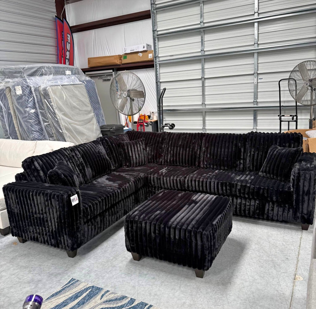 Sectional + FREE Ottoman